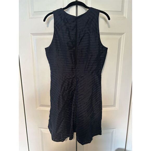 Banana Republic Fit and Flare Dress Size 10 Navy Blue Sheer Stripe Knee Length - Picture 7 of 7